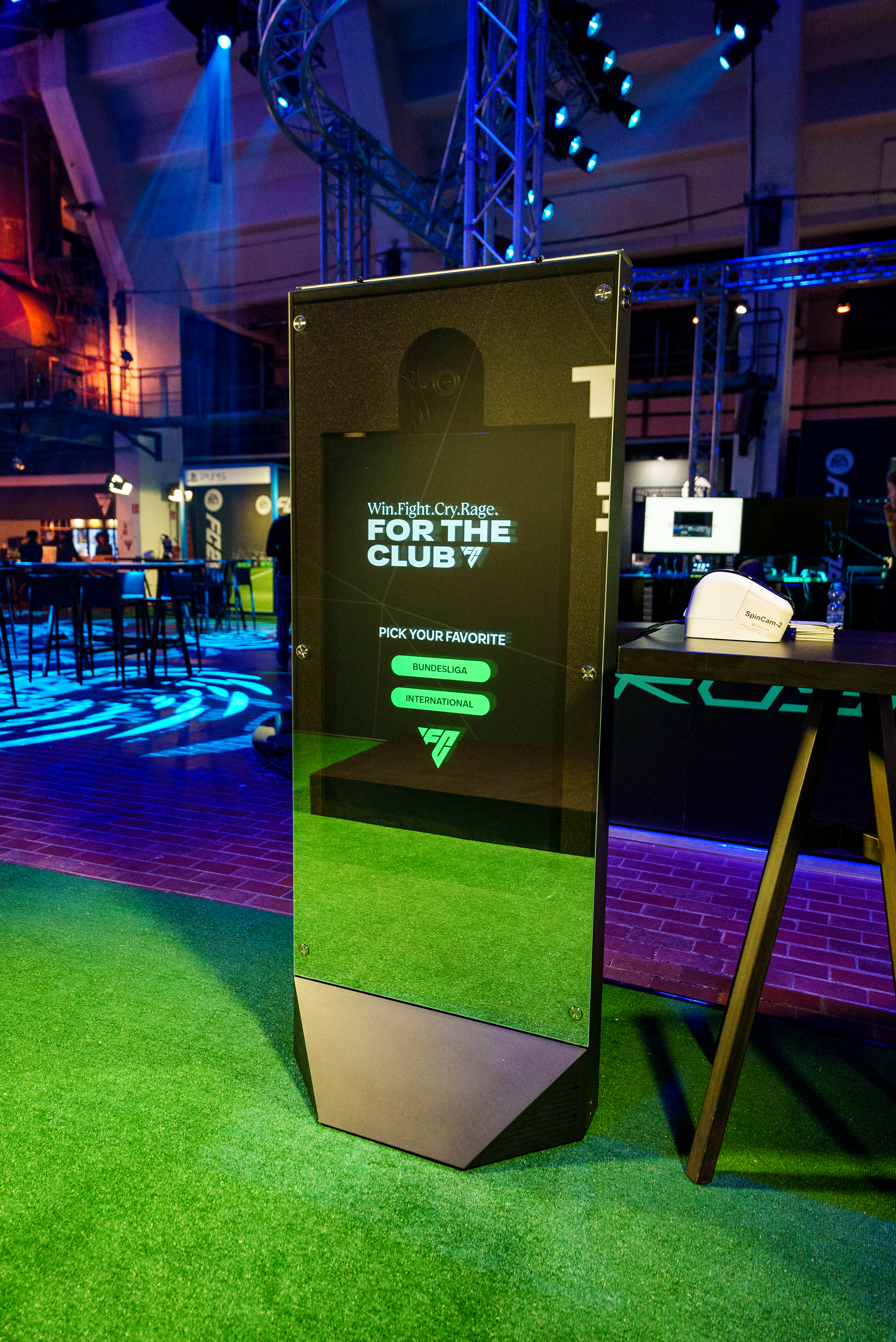 Mirror Booth XL im Einsatz – interaktives Foto-Erlebnis auf einer Sportveranstaltung